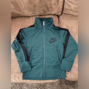 Boys Nike Sportswear Green Full Zip Track Jacket Size XS Extra Small
